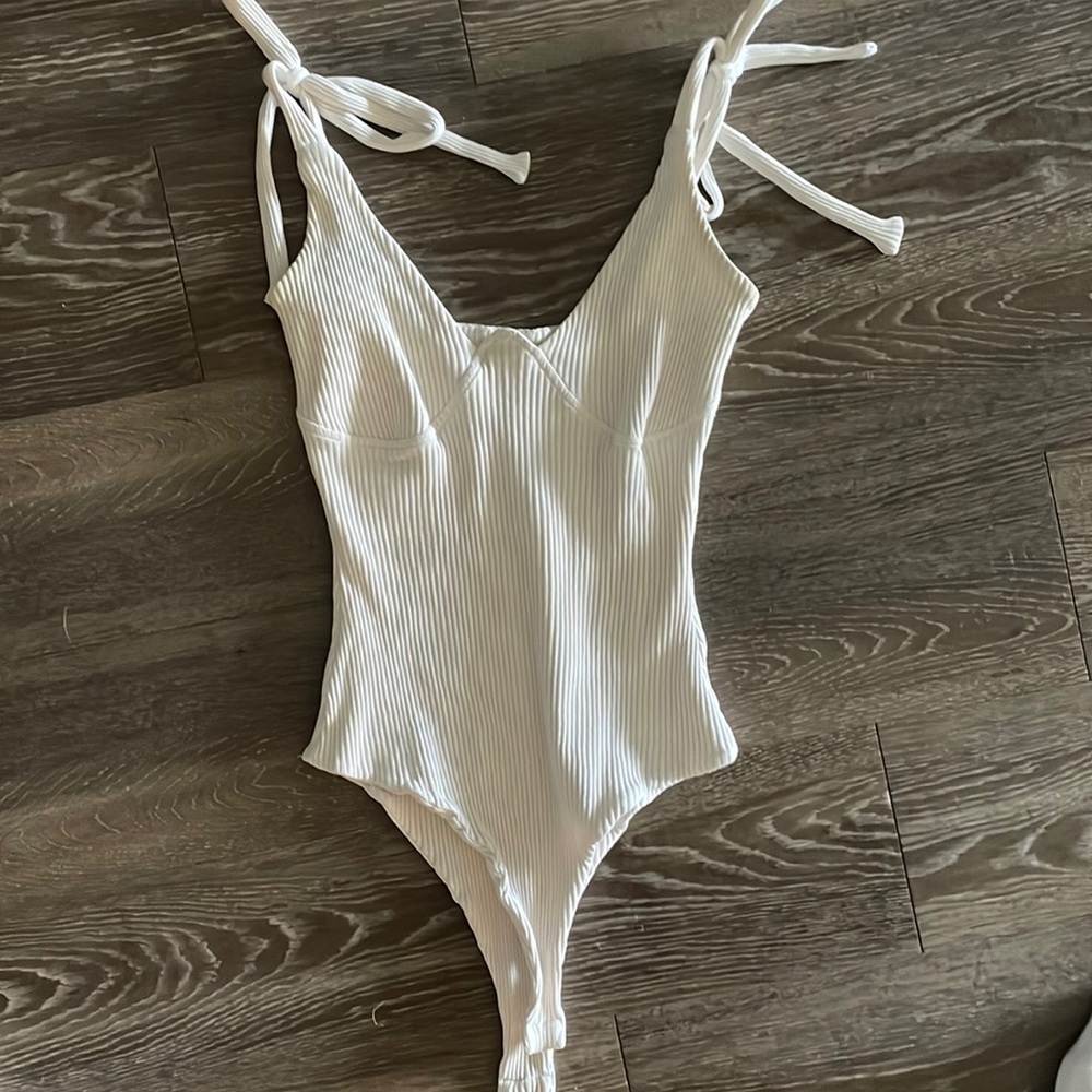 Princess Polly, white bodysuit with shoulders ties